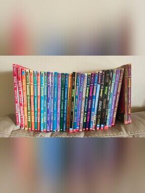 Vintage R.L. Stine Goosebump Paperback Books